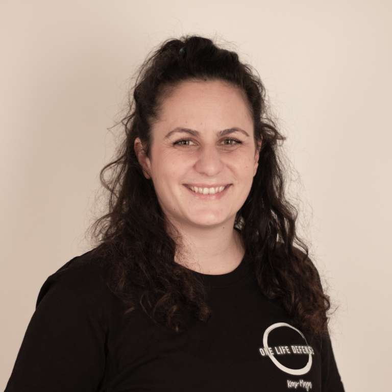 Hanna Seitz – Krav Maga Instruktorin & Bedrohungsmanagement Beraterin One Life Defense Köln